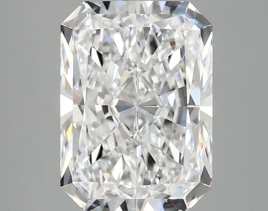 3.05 ct. radiant Lab Grown Diamond front image