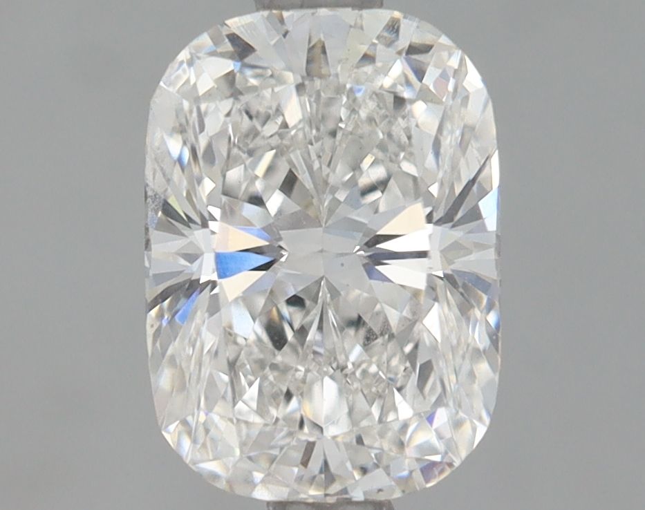 1.35 ct lab-grown Cushion brilliant Diamond