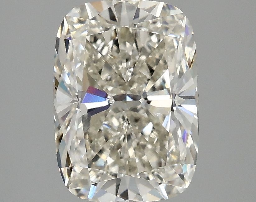 2.59 ct lab-grown Cushion modified Diamond