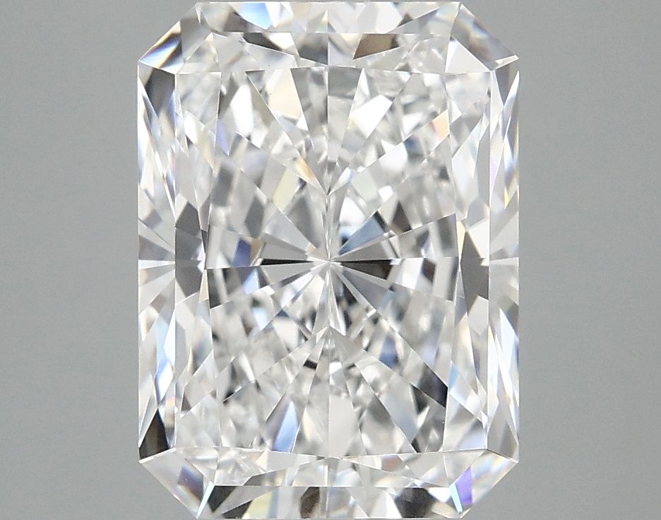 4.04 ct. radiant Lab Grown Diamond front image