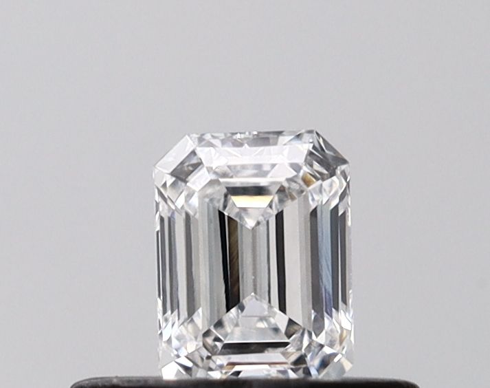 0.31 ct Emerald lab_grown_diamond