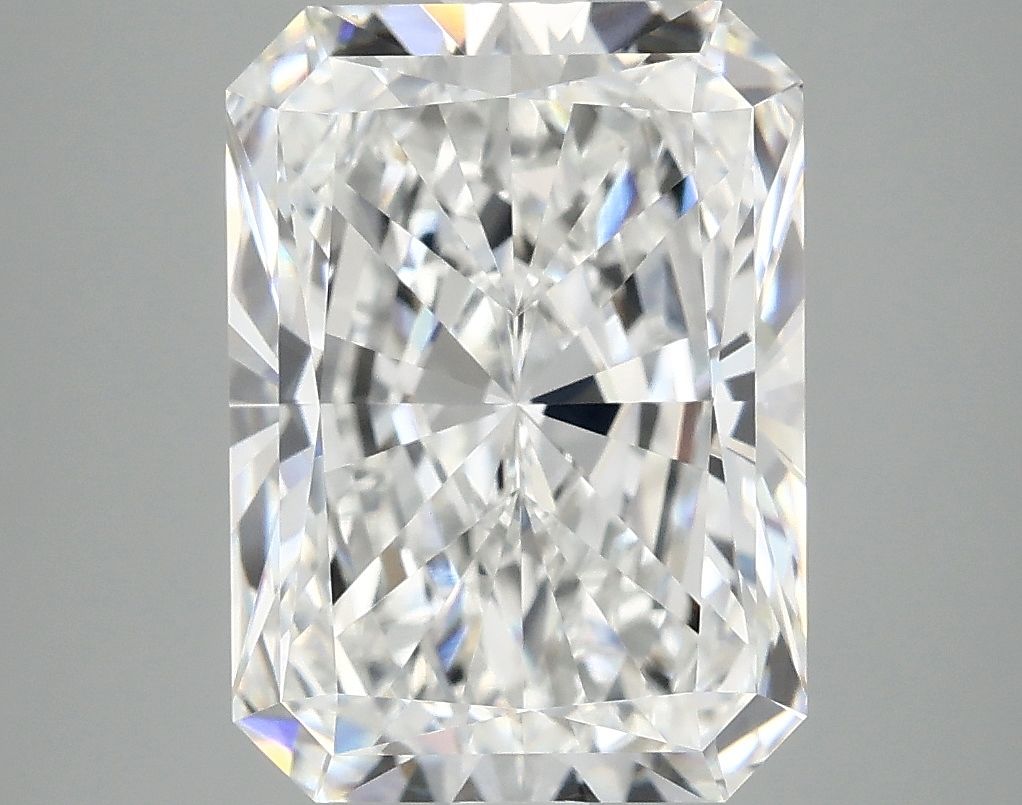 5.04 ct. radiant Lab Grown Diamond front image