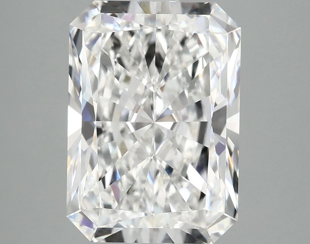 4.05 ct. radiant Lab Grown Diamond front image