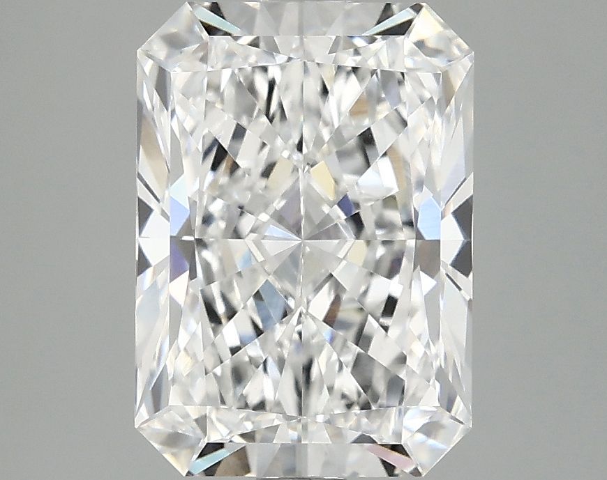 3.08 ct. radiant Lab Grown Diamond front image