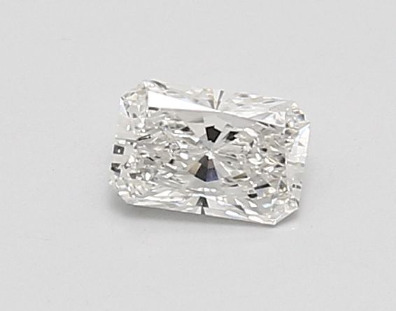 0.45 ct Radiant diamond