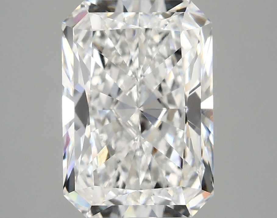 3.08 ct. radiant Lab Grown Diamond front image