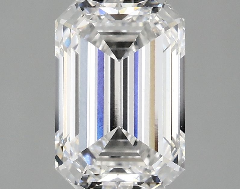 2.53 ct. emerald Lab Grown Diamond front image
