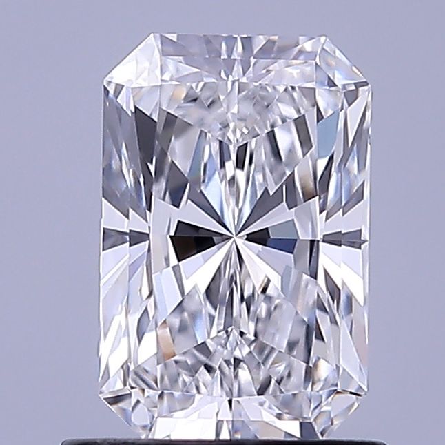 1.07 ct. radiant Lab Grown Diamond front image