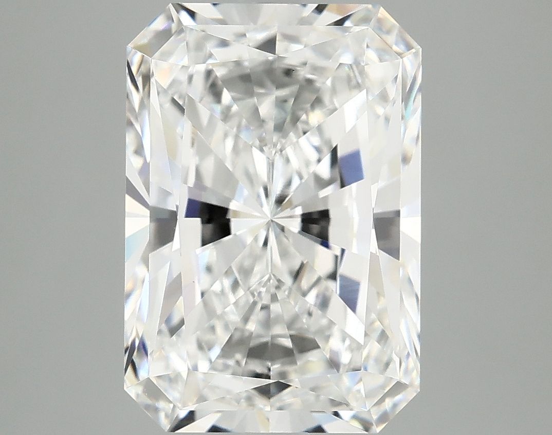 4.87 ct. radiant Lab Grown Diamond front image