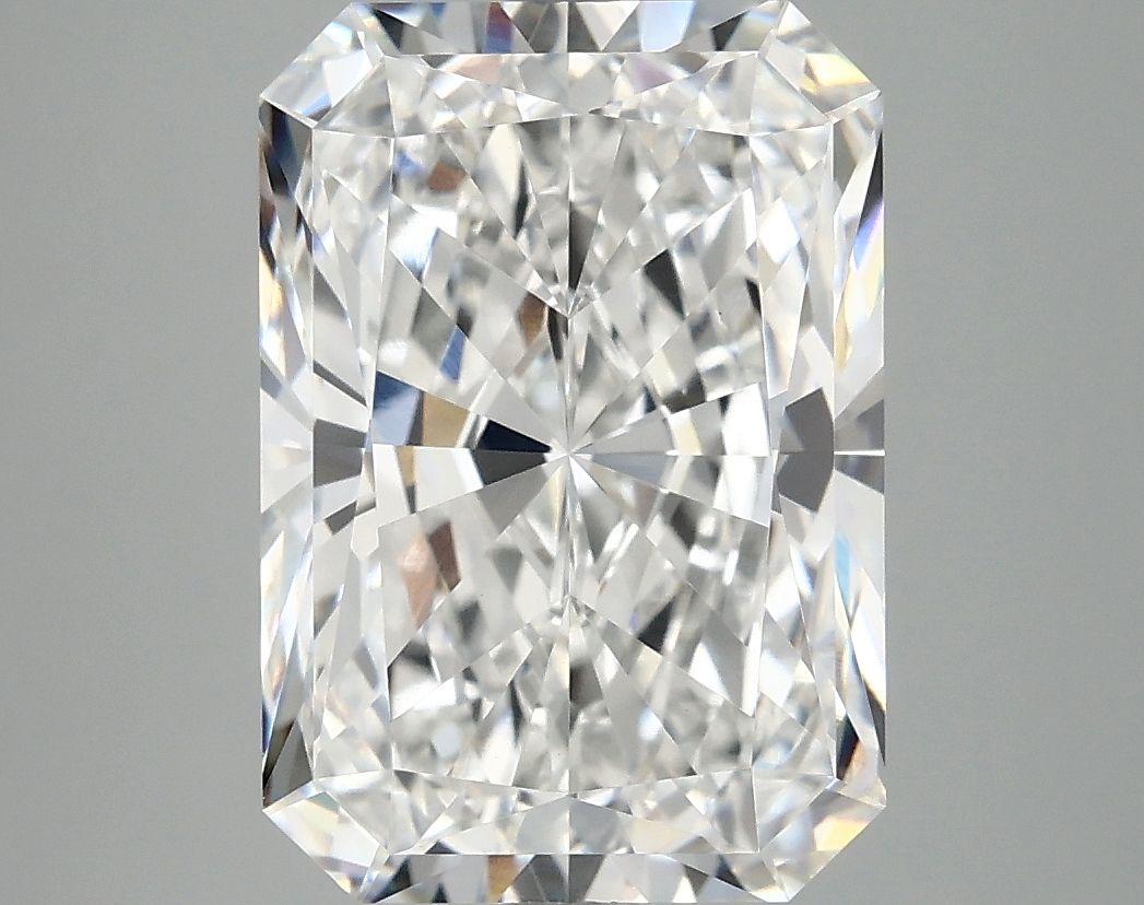 5.10 ct. radiant Lab Grown Diamond front image