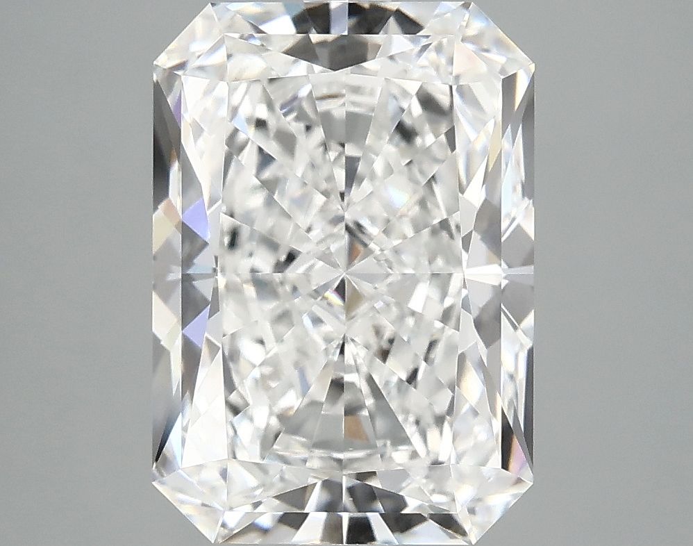 4.05 ct. radiant Lab Grown Diamond front image