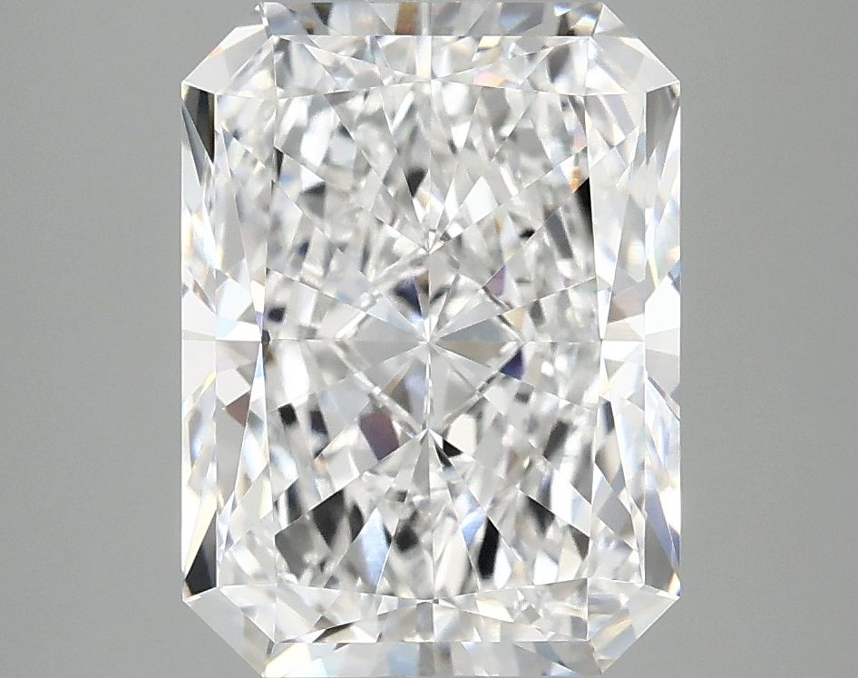 4.12 ct. radiant Lab Grown Diamond front image
