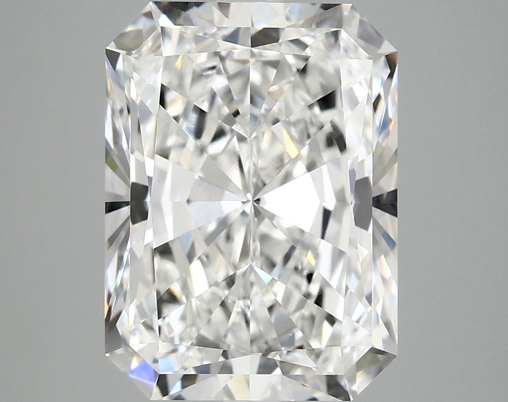 4.89 ct. radiant Lab Grown Diamond front image
