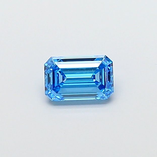 1.05 ct. emerald Lab Grown Diamond front image