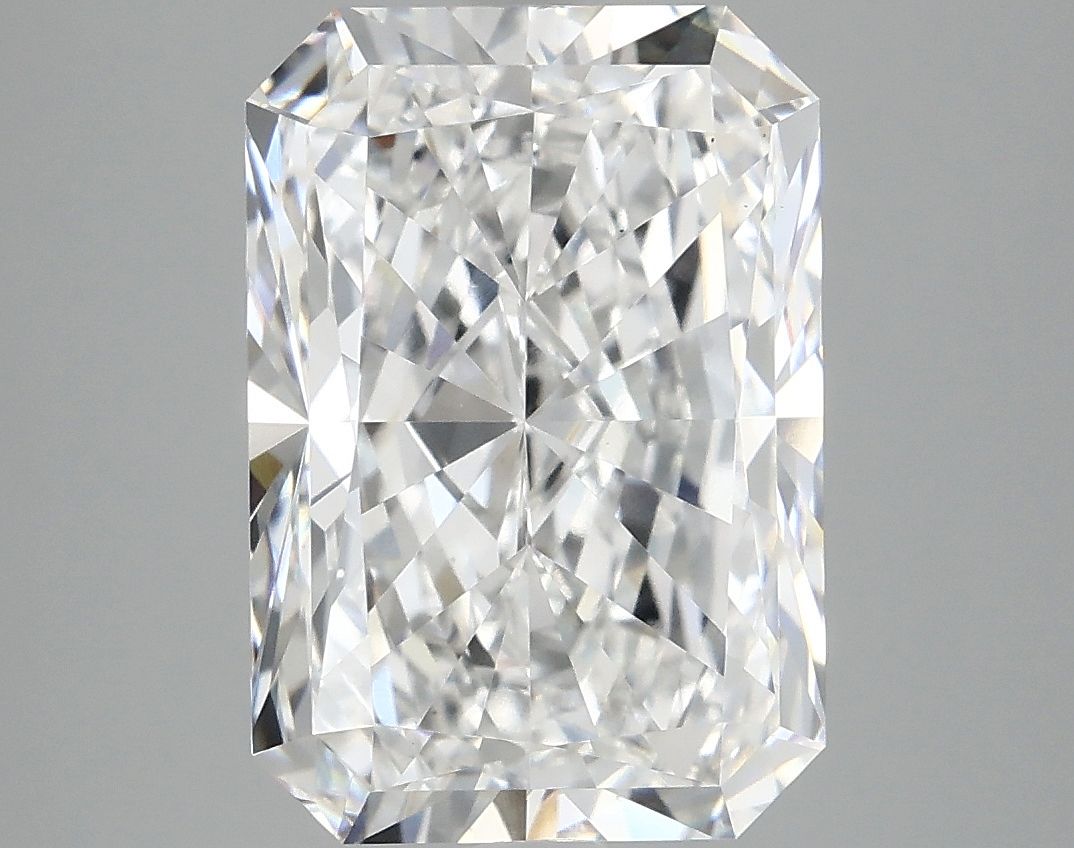 4.85 ct. radiant Lab Grown Diamond front image