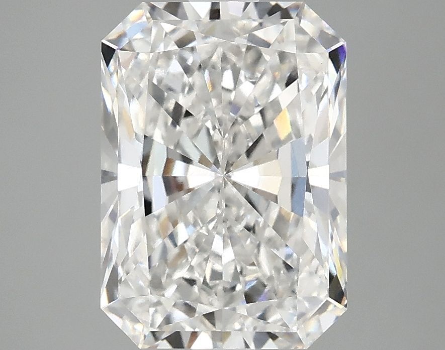 3.09 ct. radiant Lab Grown Diamond front image