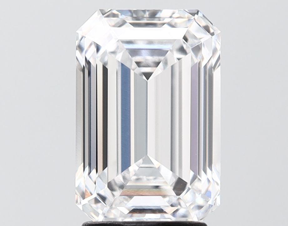 3.21 ct. emerald Lab Grown Diamond front image