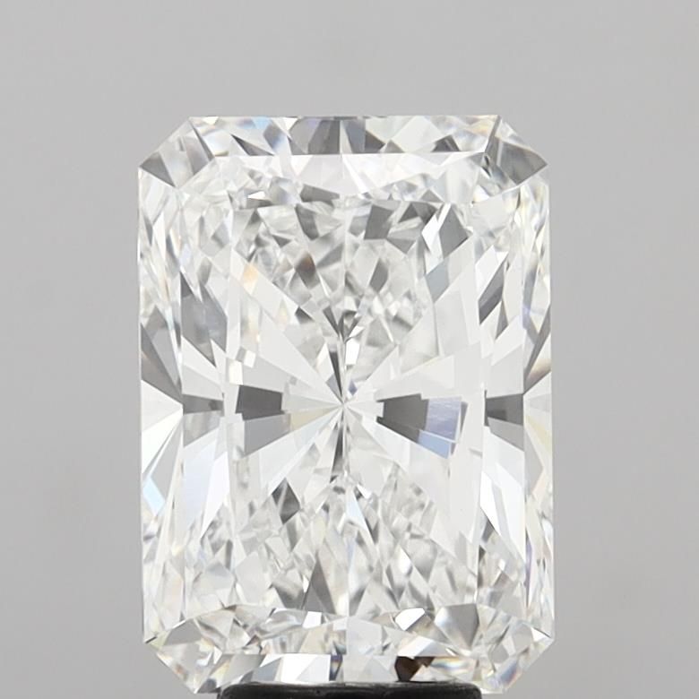 7.17 ct. radiant Lab Grown Diamond front image