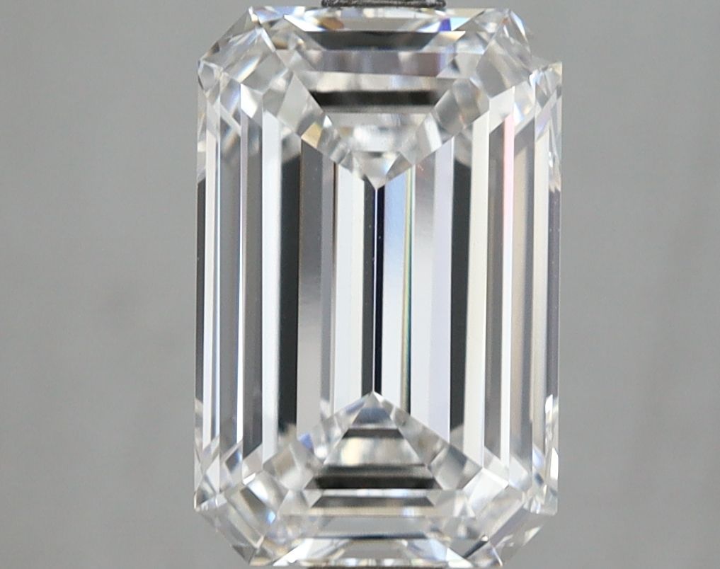 3.08 ct. emerald Lab Grown Diamond front image