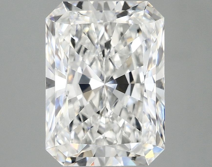 3.08 ct. radiant Lab Grown Diamond front image