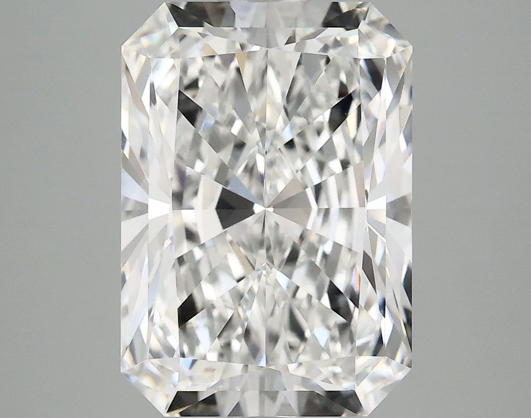 5.08 ct. radiant Lab Grown Diamond front image