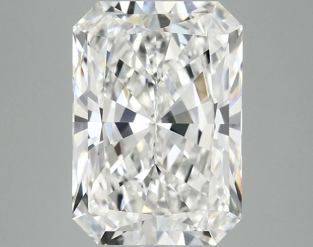 5.06 ct. radiant Lab Grown Diamond front image