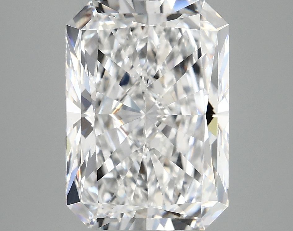 4.03 ct. radiant Lab Grown Diamond front image