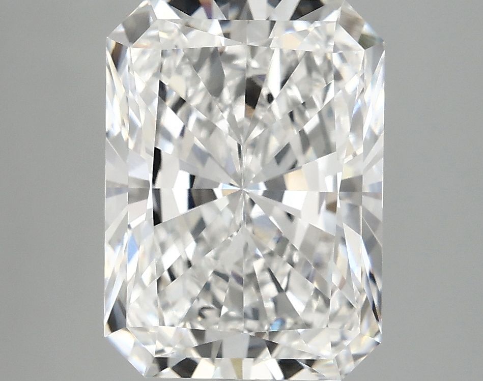 4.18 ct. radiant Lab Grown Diamond front image