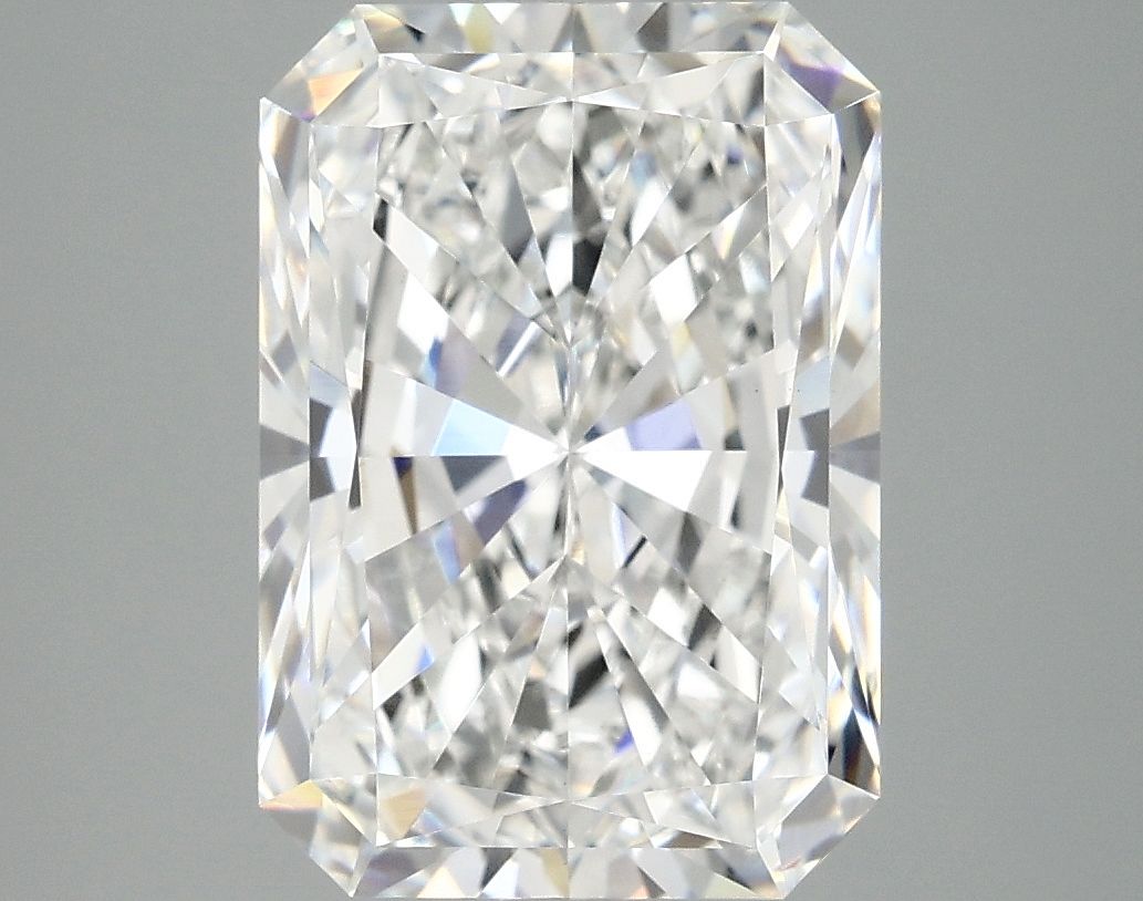 4.99 ct. radiant Lab Grown Diamond front image