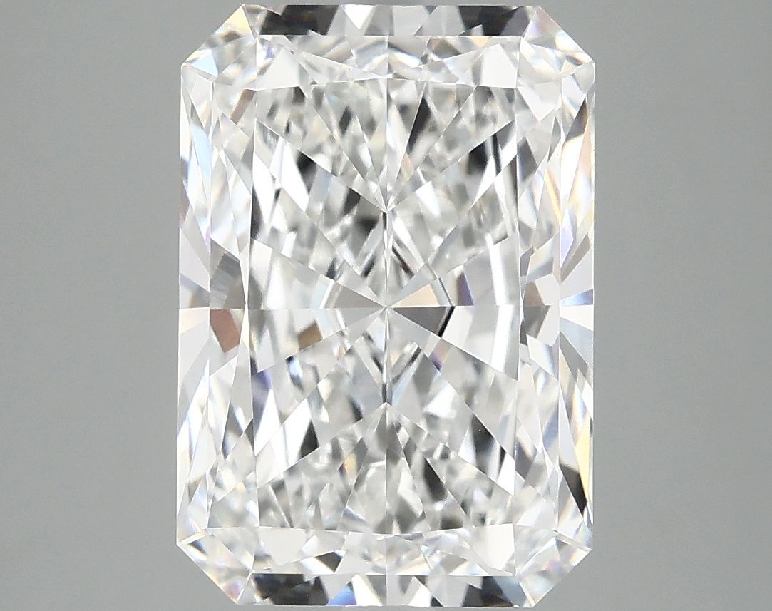 4.98 ct. radiant Lab Grown Diamond front image