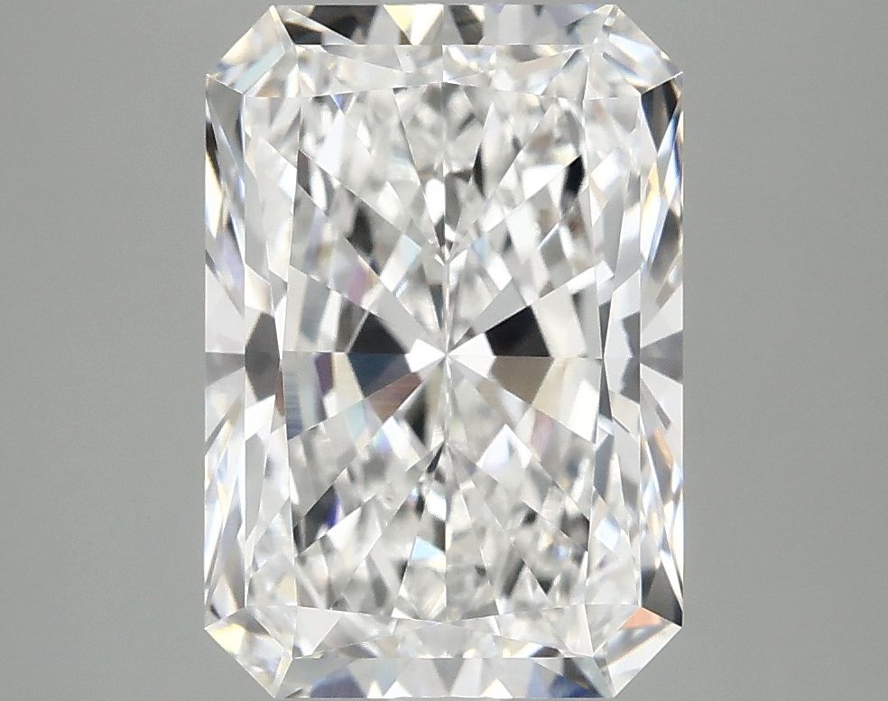 4.10 ct. radiant Lab Grown Diamond front image
