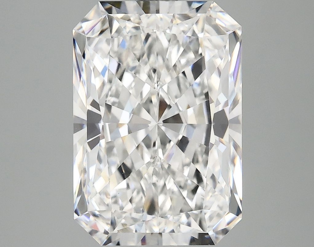 4.19 ct. radiant Lab Grown Diamond front image