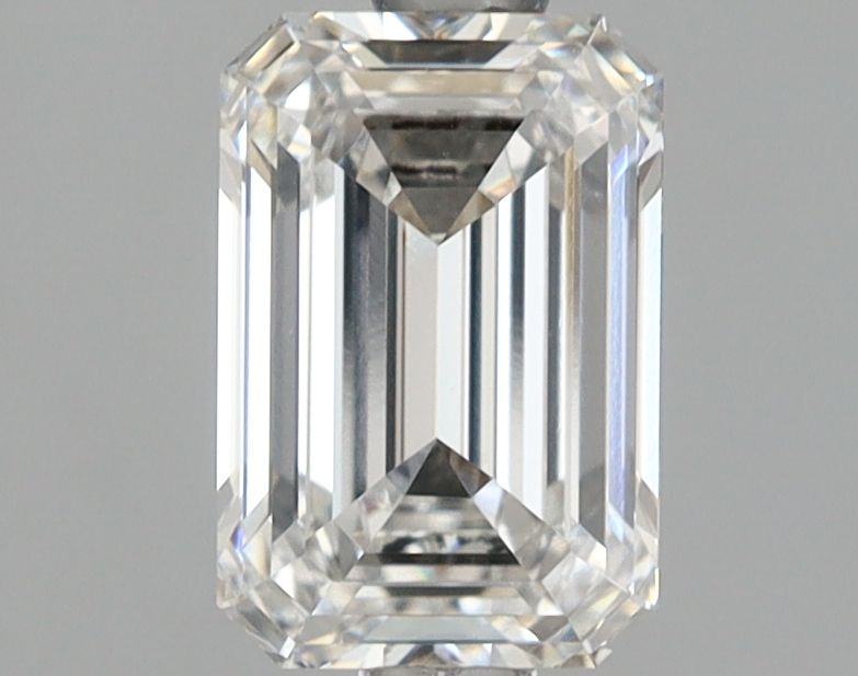 1.53 ct. emerald Lab Grown Diamond front image