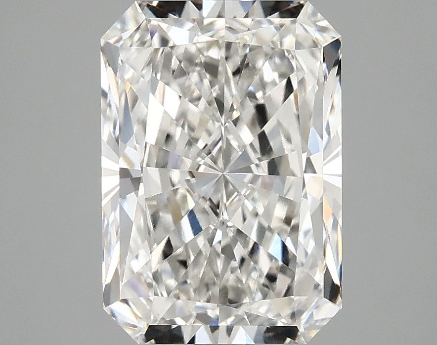 3.08 ct. radiant Lab Grown Diamond front image