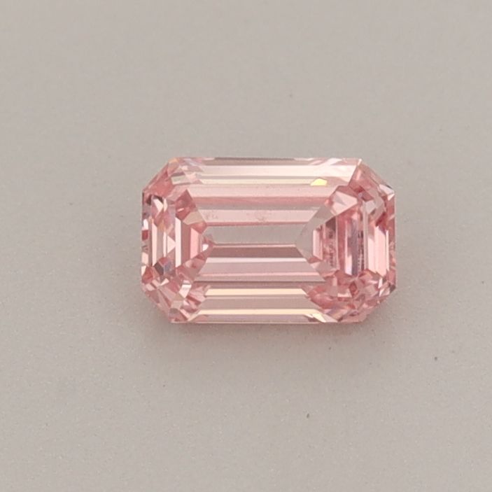 0.33 ct lab-grown Emerald Diamond