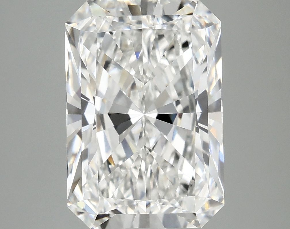 4.05 ct. radiant Lab Grown Diamond front image