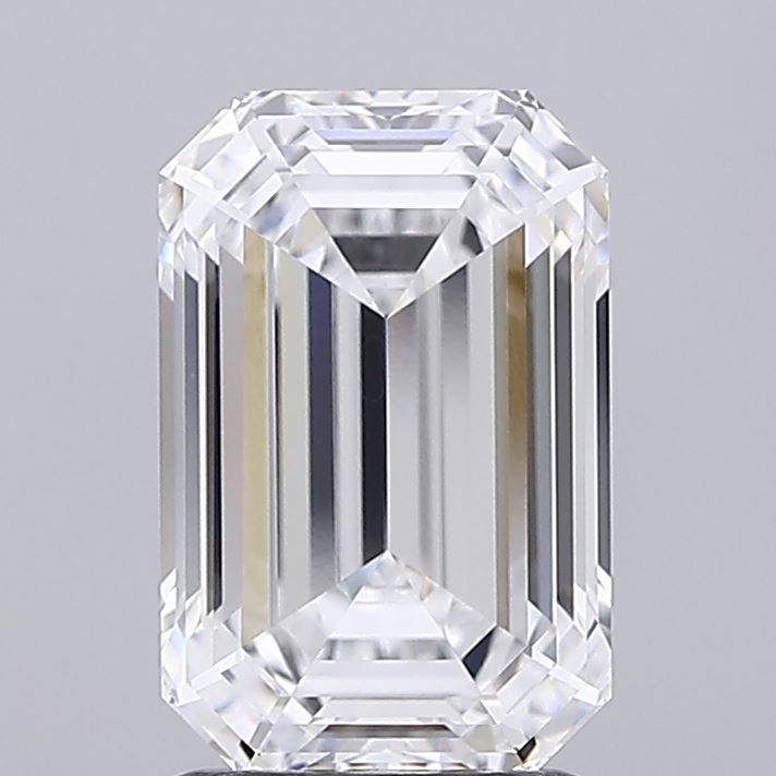 2.45 ct. emerald Lab Grown Diamond front image