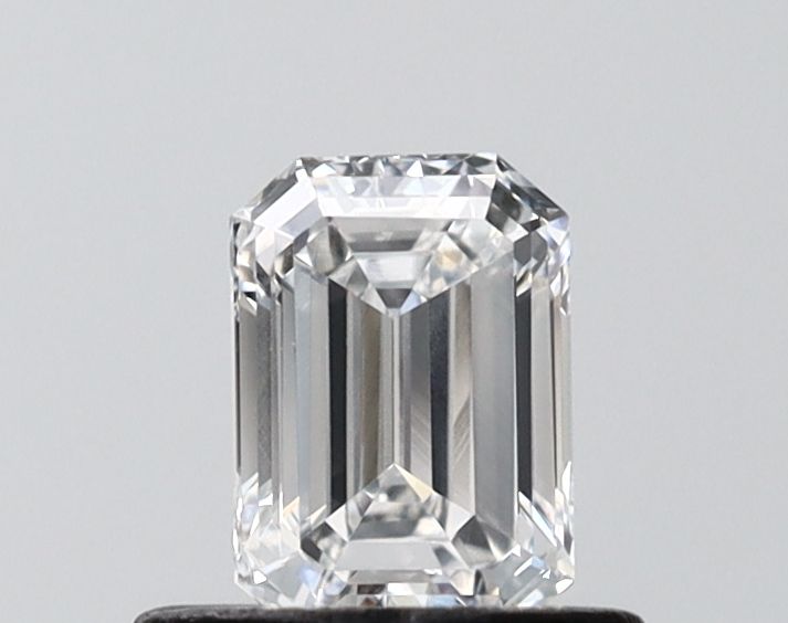 0.54 ct Emerald lab_grown_diamond