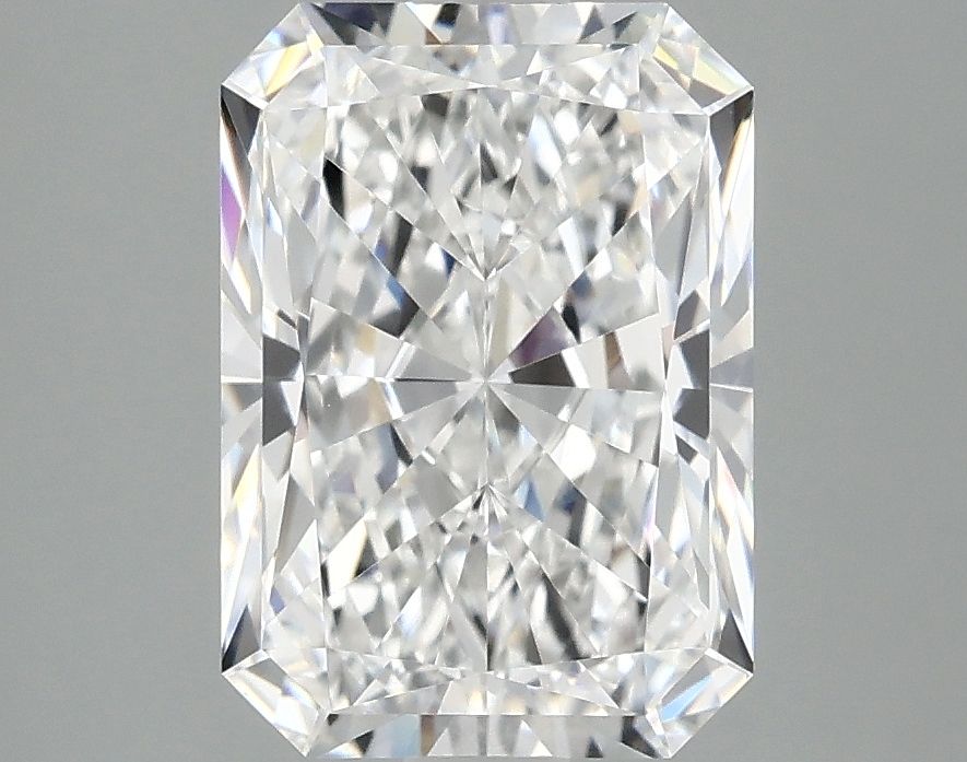 3.08 ct. radiant Lab Grown Diamond front image