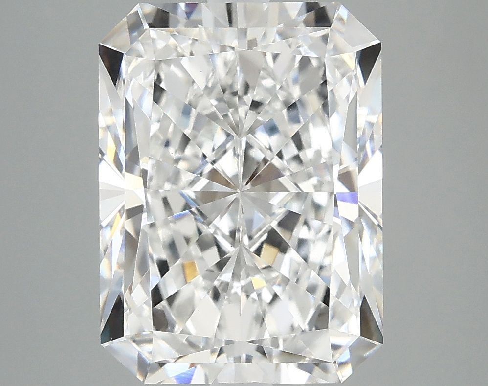 5.07 ct. radiant Lab Grown Diamond front image