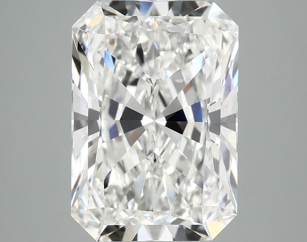 4.19 ct. radiant Lab Grown Diamond front image