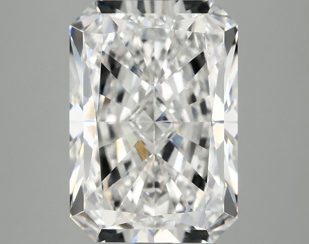 5.03 ct. radiant Lab Grown Diamond front image
