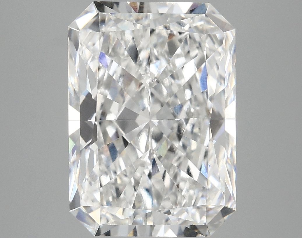 4.96 ct. radiant Lab Grown Diamond front image