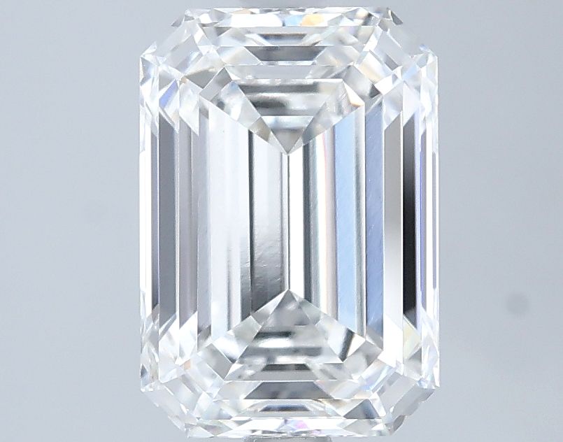 2.55 ct. emerald Lab Grown Diamond front image