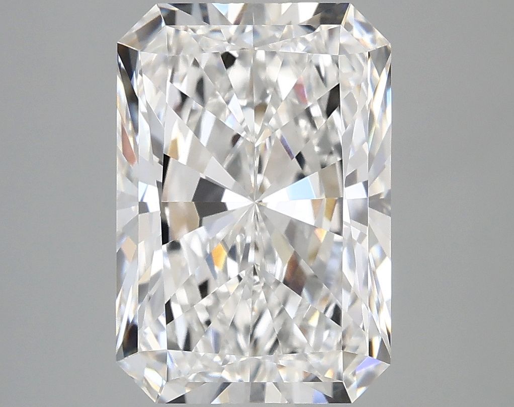 4.19 ct. radiant Lab Grown Diamond front image