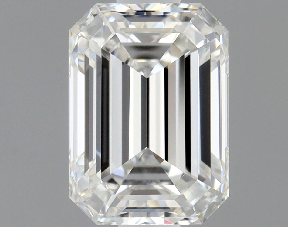 0.80 ct Emerald diamond