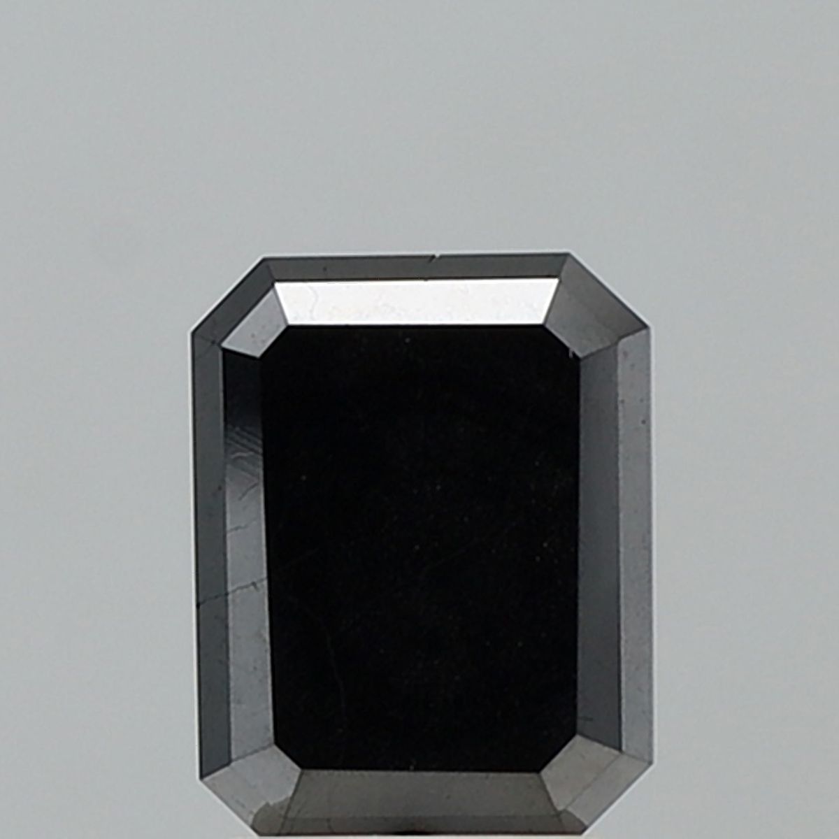 2.18 Carat Emerald Diamond Black VVS1