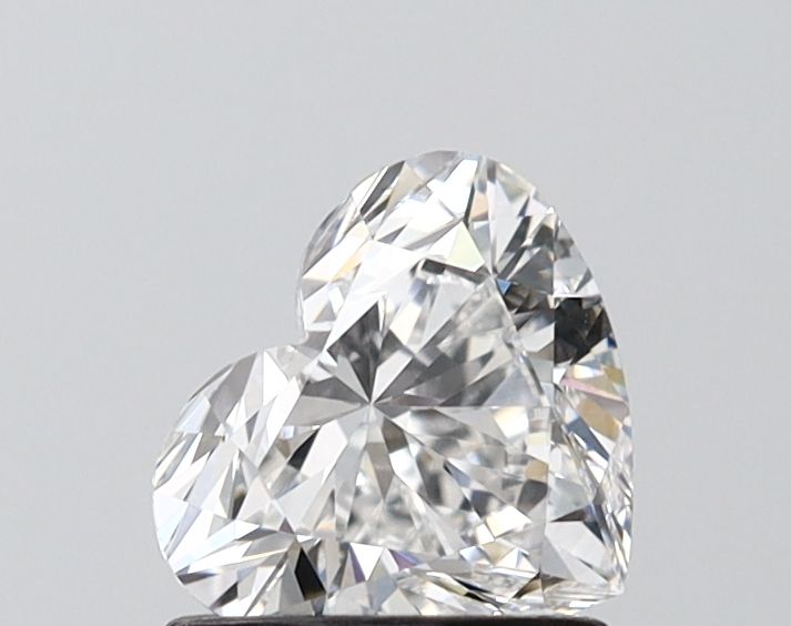 1.04 ct. heart Lab Grown Diamond front image