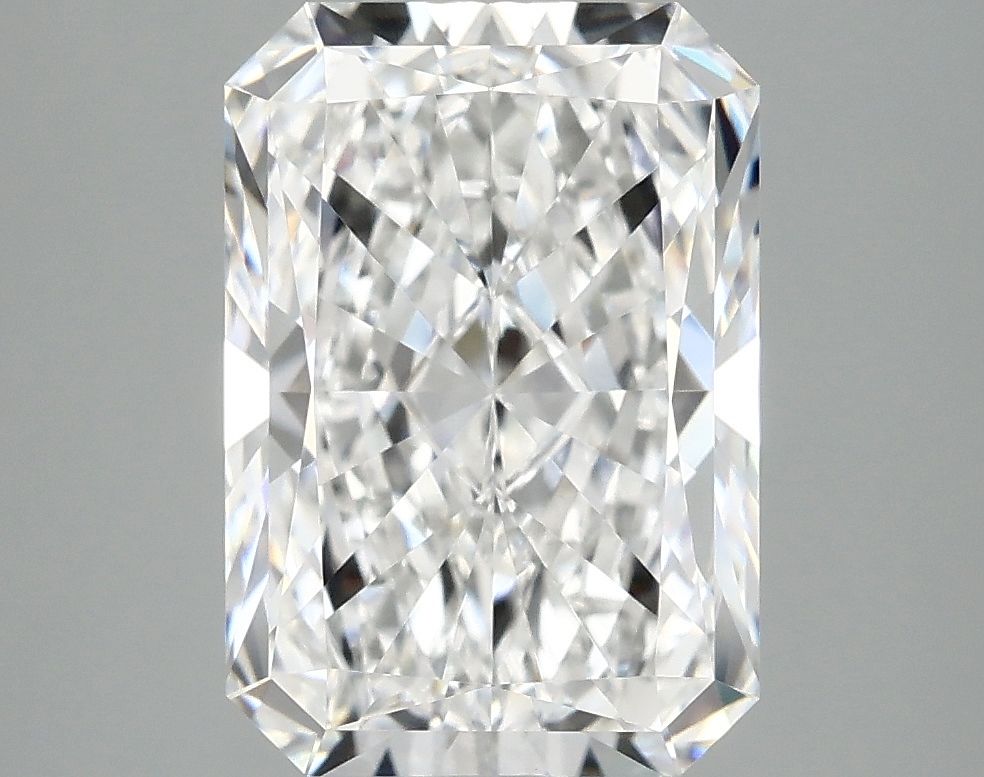 4.18 ct. radiant Lab Grown Diamond front image