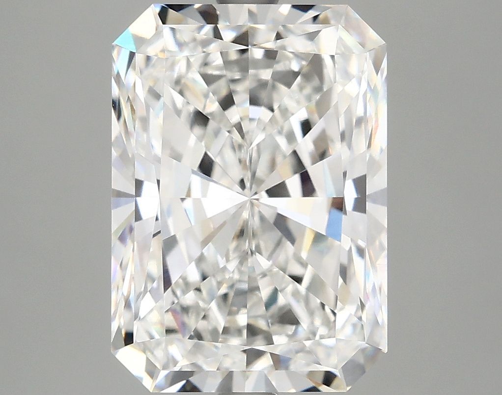 4.75 ct. radiant Lab Grown Diamond front image
